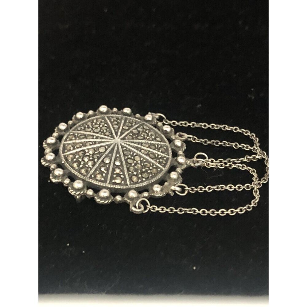 Sterling Silver Judith Jack
Marcasite Dangle Brooch Boho 925 Signed - Picture 2 of 7